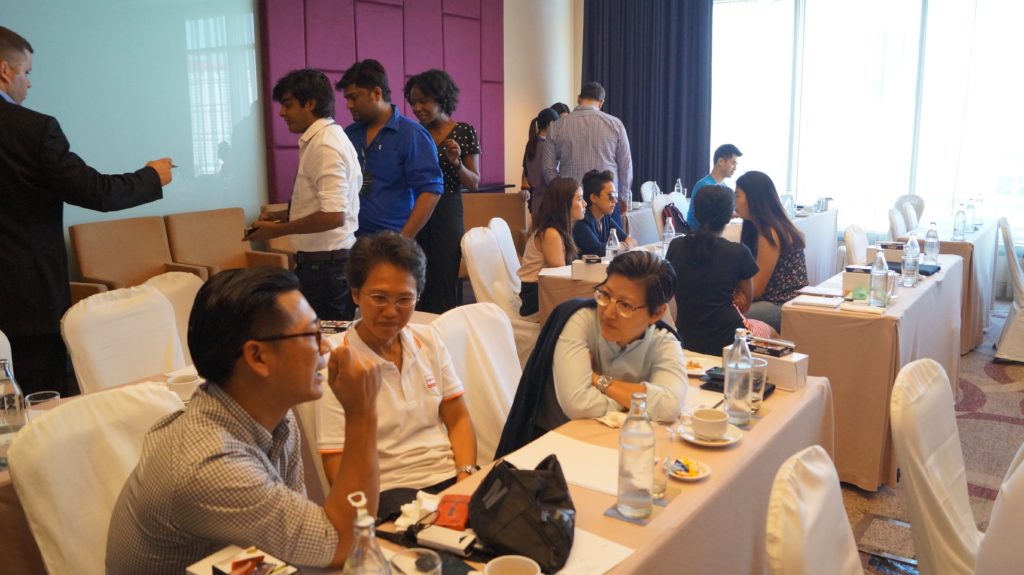 Revenuehits bangkok bloggers meet 2015 (39)