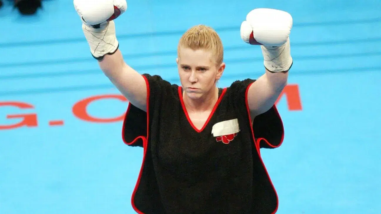 Tonya Harding boxing